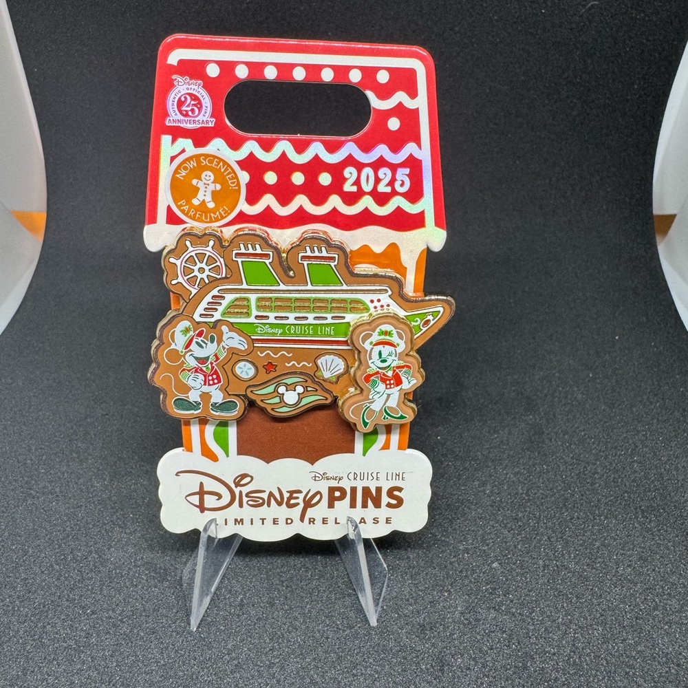 Disney Cruise Line Pin gingerbread 2025